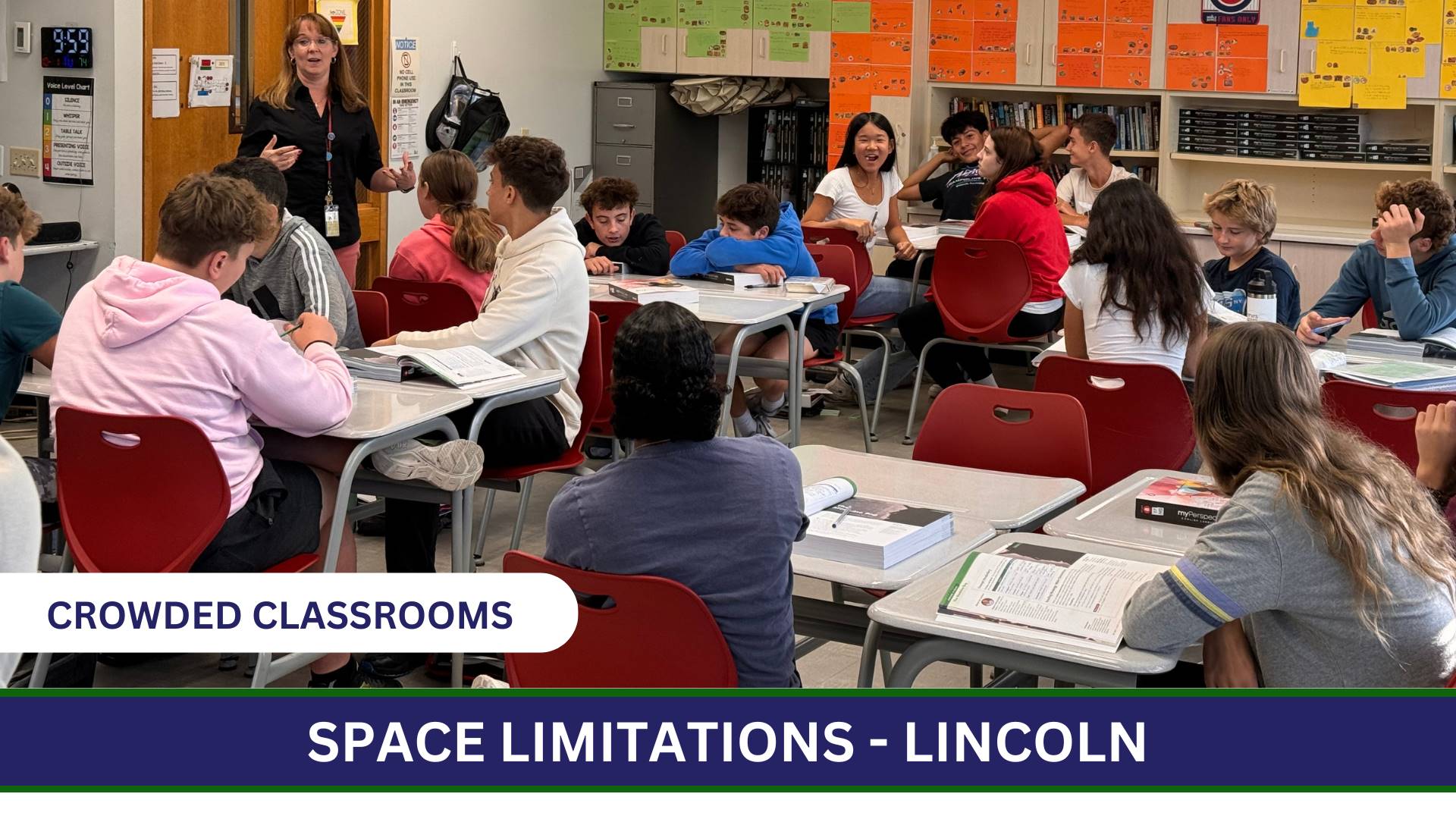 Photo of a crowded classroom at Lincoln Middle School.